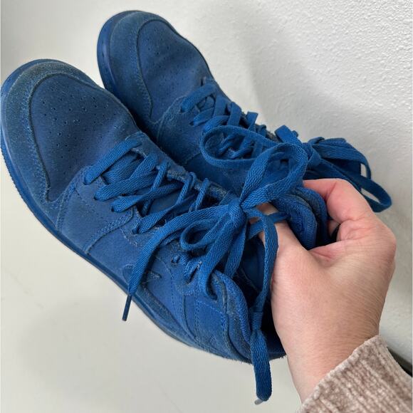 Nike Air Jordan 1 Retro High Top Blue Suede Sneaker 4 Youth - Picture 15 of 16